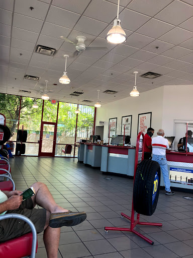 Tire Shop «Discount Tire Store - Keller, TX», reviews and photos, 1701 S Main St, Keller, TX 76248, USA