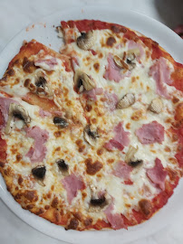 Aliment-réconfort du Restauration rapide PIZZA HOT à Blancs-Coteaux - n°2