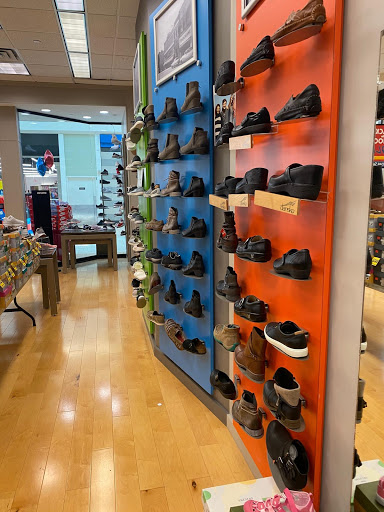 Shoe Store «Tradehome Shoes», reviews and photos, 3301 W Main St, Norman, OK 73072, USA