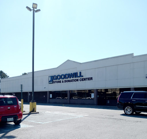Thrift Store «Goodwill Store Hwy 58», reviews and photos