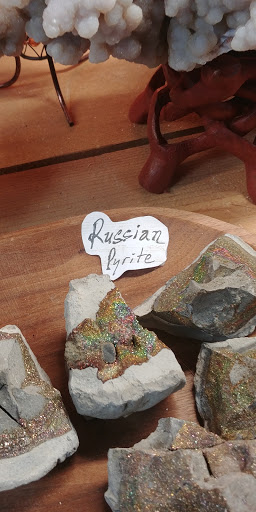 Rock Shop «Prospectors Crystals, Rocks & Gift Shop», reviews and photos, 1640 Gravois Rd, High Ridge, MO 63049, USA