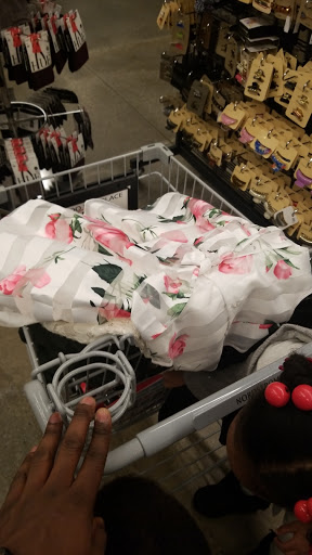 Department Store «Nordstrom Rack Liberty Tree Mall», reviews and photos, 50 Independence Way, Danvers, MA 01923, USA