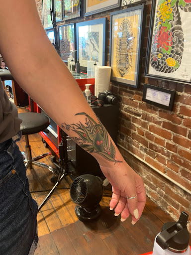 Tattoo Shop «Icon Tattoo Studio», reviews and photos, 813 N Russell St, Portland, OR 97227, USA