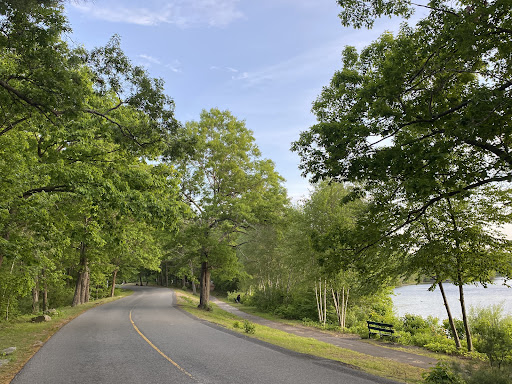 Park «D.W. Field Park», reviews and photos, D W Field Pkwy, Brockton, MA 02301, USA