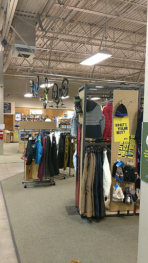 Camping Store «REI», reviews and photos, 5375 S Wadsworth Blvd, Lakewood, CO 80123, USA