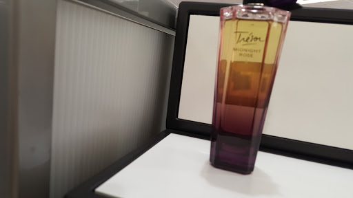 Hair Salon «Ulta Beauty», reviews and photos, 1030 Hanes Mall Blvd, Winston-Salem, NC 27103, USA