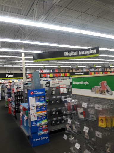 Office Supply Store «Staples», reviews and photos, 105 Banks Rd, Fayetteville, GA 30214, USA