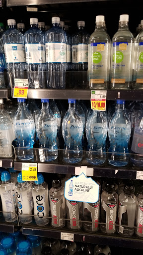 Grocery Store «Quality Food Center», reviews and photos, 1009 Monroe Ave, Enumclaw, WA 98022, USA