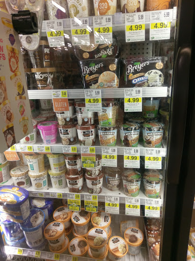 Grocery Store «Lowes Foods on South College Road», reviews and photos, 341 S College Rd #37, Wilmington, NC 28403, USA