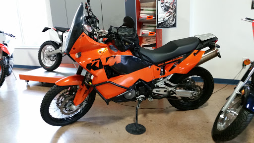 Motorcycle Dealer «B & B Sales & Services», reviews and photos, 343 Champ Blvd, Manheim, PA 17545, USA