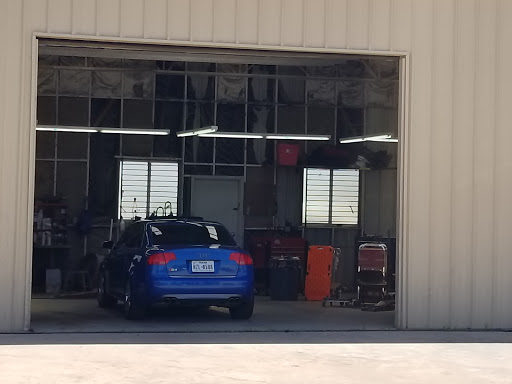 Auto Body Shop «Heritage Automotive and Collision - auto body shop», reviews and photos, 12952 Pond Springs Rd, Austin, TX 78729, USA