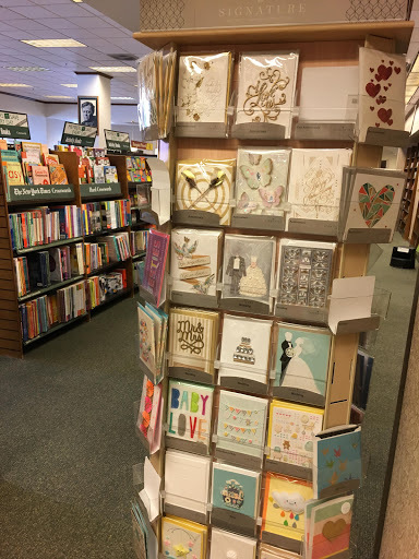 Book Store «Barnes And Noble», reviews and photos, 7610 Hazard Center Dr, San Diego, CA 92108, USA