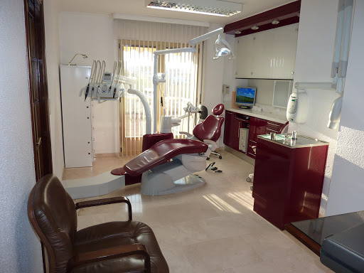 Clínica Dental Dr. Joaquín Riba Jové en Fraga, Huesca