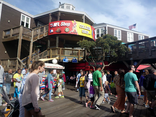Sportswear Store «College Shop», reviews and photos, 2 Beach St, San Francisco, CA 94133, USA