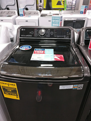 Electronics Store «Best Buy», reviews and photos, 2358 Harlem Ave, North Riverside, IL 60546, USA