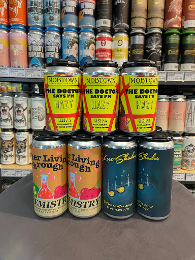 Beer Store «Absolutely Wine Or Spirits», reviews and photos, 5305 Village Center Dr #102, Columbia, MD 21044, USA