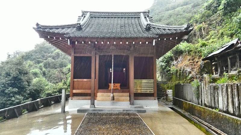 八幡森神社