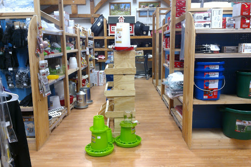 Pet Supply Store «CountryMax - Spencerport», reviews and photos, 4658 W Ridge Rd, Spencerport, NY 14559, USA