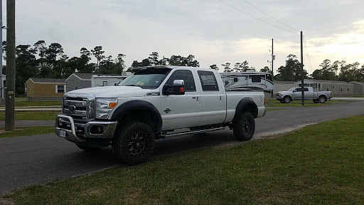 Car Dealer «Sabine River Ford», reviews and photos, 1601 Green Ave, Orange, TX 77630, USA