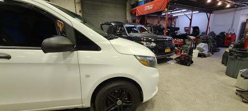 Auto Repair Shop «12 Volt Doctor», reviews and photos, 2917 Arthur Kill Rd, Staten Island, NY 10309, USA