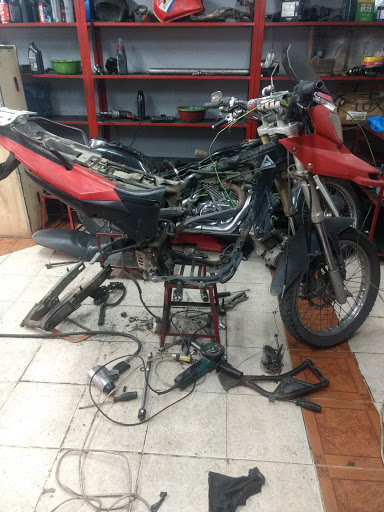 TALLER DE MOTO