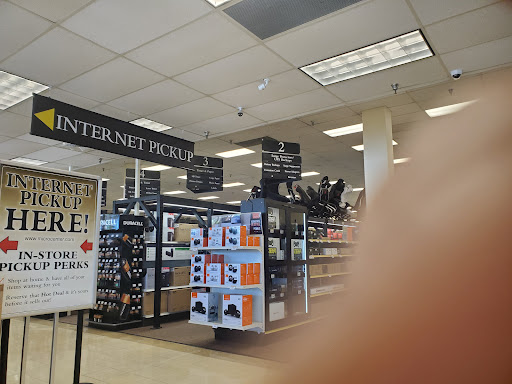 Variety Store «Five Below», reviews and photos, 1471 Som Center Rd, Mayfield Heights, OH 44124, USA