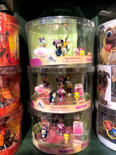 Toy Store «Disney Store», reviews and photos, 12401 Wayzata Blvd, Minnetonka, MN 55305, USA