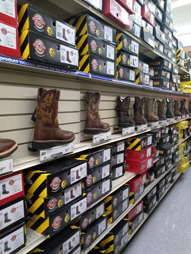 Sporting Goods Store «Academy Sports + Outdoors», reviews and photos, 11400 W Markham St, Little Rock, AR 72211, USA