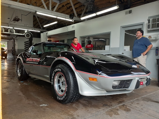 Car Wash «Mt. Greenwood Auto Spa Hand Car Wash», reviews and photos, 3812 W 111th St, Chicago, IL 60655, USA