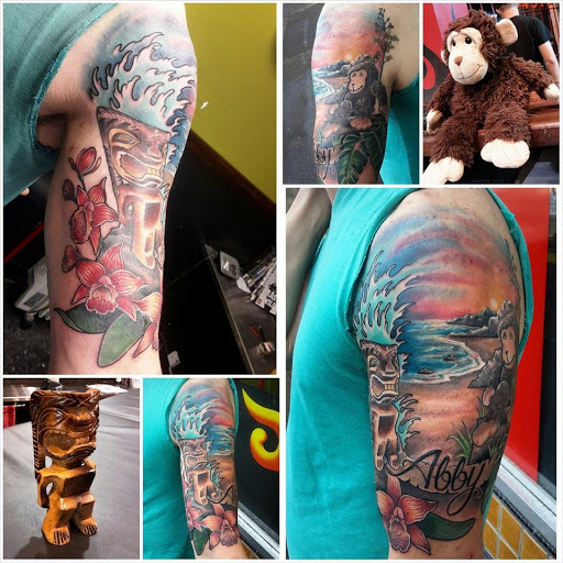 Tattoo Shop «TigerLily Tattoo», reviews and photos, 4620 NE Sandy Blvd, Portland, OR 97213, USA