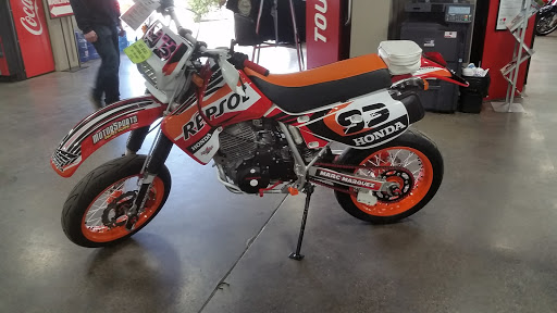 Motorcycle Dealer «MOMS Foxboro», reviews and photos, 1000 Washington St, Foxborough, MA 02035, USA