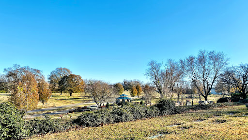 Funeral Home «Woodlawn-Roesch-Patton Funeral Home & Me», reviews and photos, 660 Thompson Ln, Nashville, TN 37204, USA