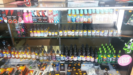 Tobacco Shop «Happy Daze Smoke Shop», reviews and photos, 6450 W 10th St STE 2, Indianapolis, IN 46214, USA