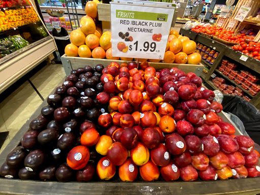 Grocery Store «Streets Market & Cafe», reviews and photos, 222 N Charles St, Baltimore, MD 21201, USA