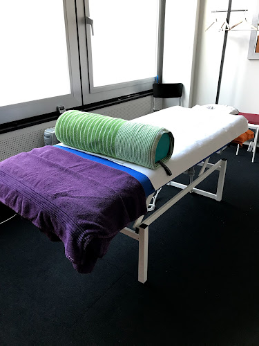 Rezensionen über Therapeutische Massagen in Zürich - Masseur