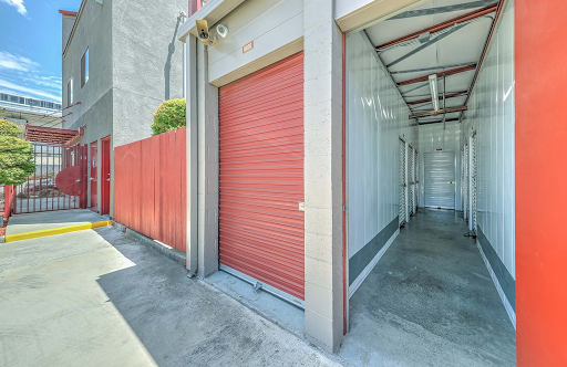 Self-Storage Facility «StoragePRO Self Storage of Oakland», reviews and photos, 8855 San Leandro St, Oakland, CA 94621, USA