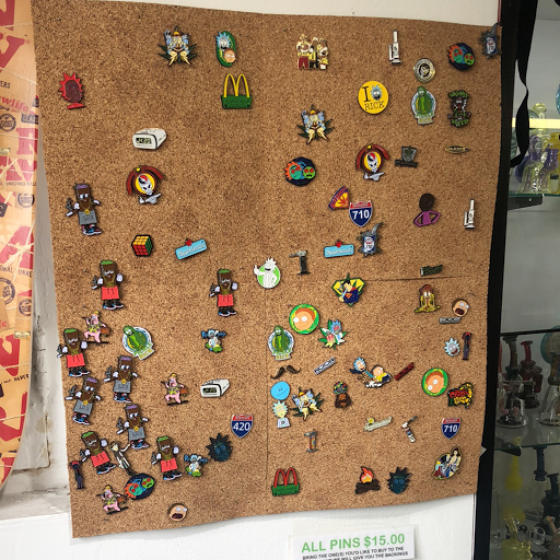 Tobacco Shop «FunkyPiece Smoke Shop & Glass Gallery», reviews and photos, 2116 18th St NW, Washington, DC 20009, USA