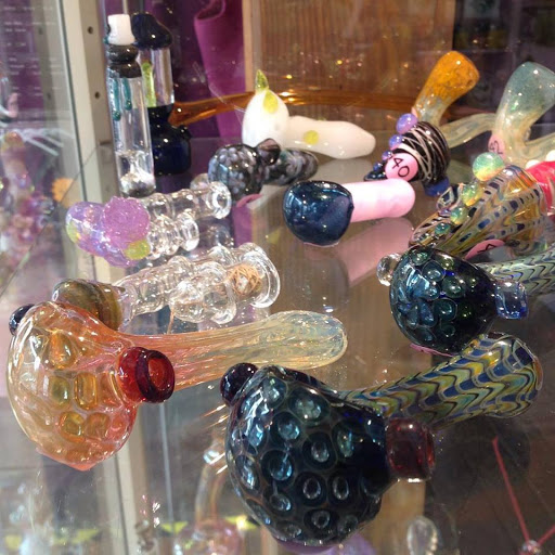 Tobacco Shop «Pirate Girl Smoke Boutique», reviews and photos, 297 Court St, Plymouth, MA 02360, USA