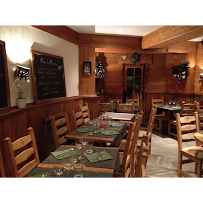 Atmosphère du Restaurant français Restaurant Le Basilic à Les Houches - n°16