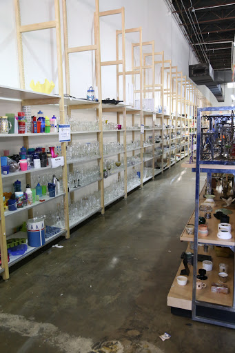 Thrift Store «Saint Vincent de Paul Thrift Store of Plano», reviews and photos, 3305 N Central Expy #280, Plano, TX 75023, USA