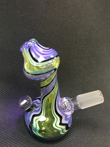 Vaporizer Store «Tobacco King & Vape King», reviews and photos, 1609 S Glebe Rd, Arlington, VA 22204, USA