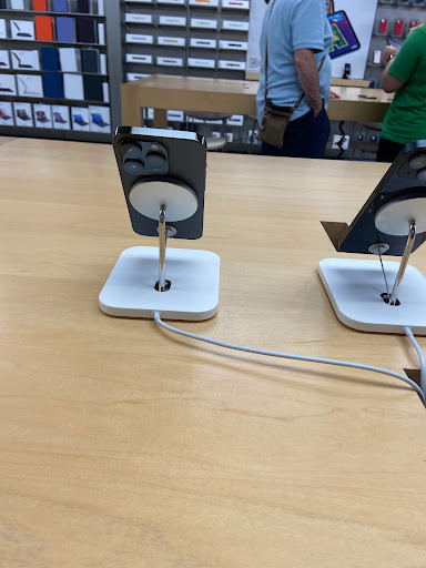 Apple Los Gatos image