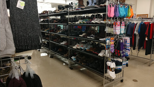 Thrift Store «Goodwill Unlimited», reviews and photos, 550 Hopewell Dr, Heath, OH 43056, USA