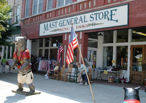 General Store «Mast General Store Hendersonville», reviews and photos, 527 N Main St, Hendersonville, NC 28792, USA