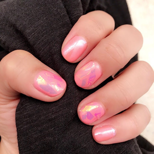 Pearl Nail Bar