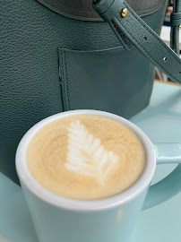 Cappuccino du Restaurant servant le petit-déjeuner République of Coffee à Paris - n°4