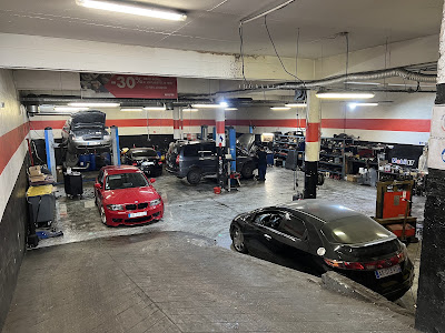 GARAGE AD SPEEDOTO à Créteil