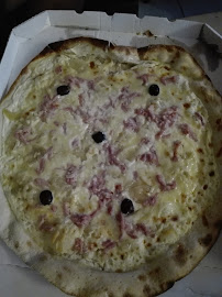 Plats et boissons du Pizzas à emporter PIZZA'THIB à Chomérac - n°4