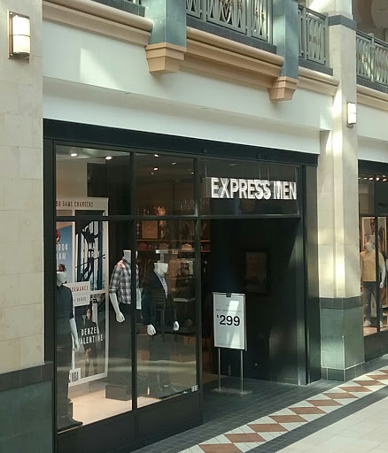 Clothing Store «Express», reviews and photos, 160 N Gulph Rd, King of Prussia, PA 19406, USA