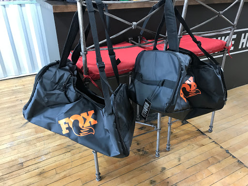 Bicycle Store «The Bike Hub», reviews and photos, 495 N Main St, Glen Ellyn, IL 60137, USA